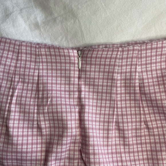 PINK PLAID MINI SKIRT - Picture 3 of 3
